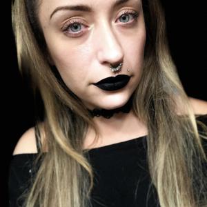 Dominatrix SaintLili in United States